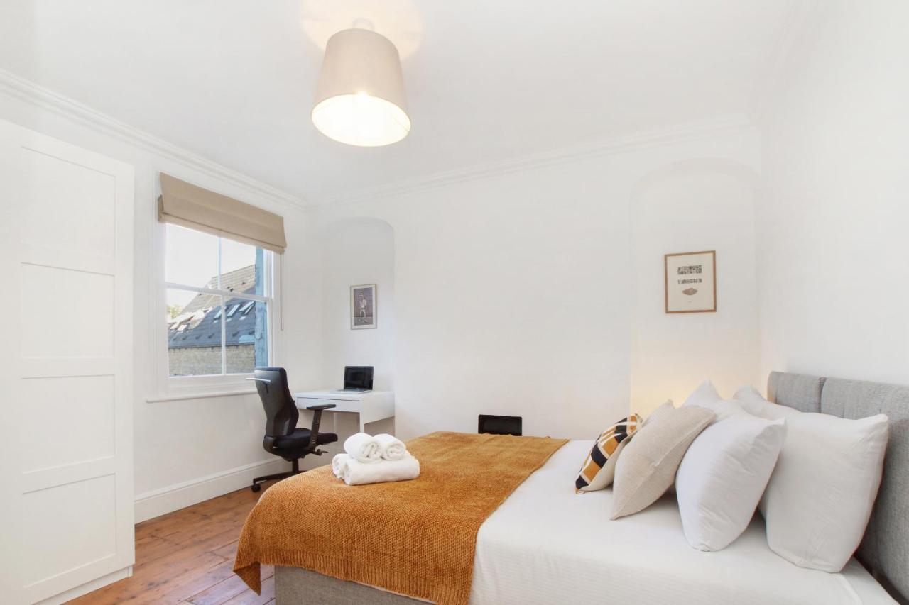 Bright, Stylish & Cosy 3-Bed Flat Near Mile End Apartment ลอนดอน ภายนอก รูปภาพ